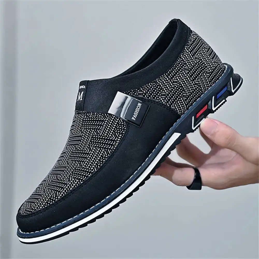 Small Vintage Collectible Items - Sepatu krem berjalan pria, sneaker olahraga