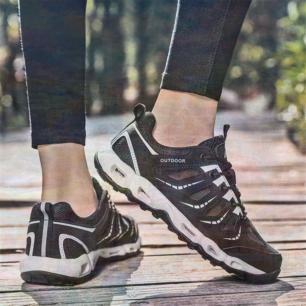 Sepatu Tenis Perak Ujung Bulat - Small Vintage Collectible Items ulasan dan harga